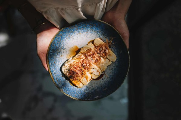Wie bereitet man ein blutiges Steak am besten zu?